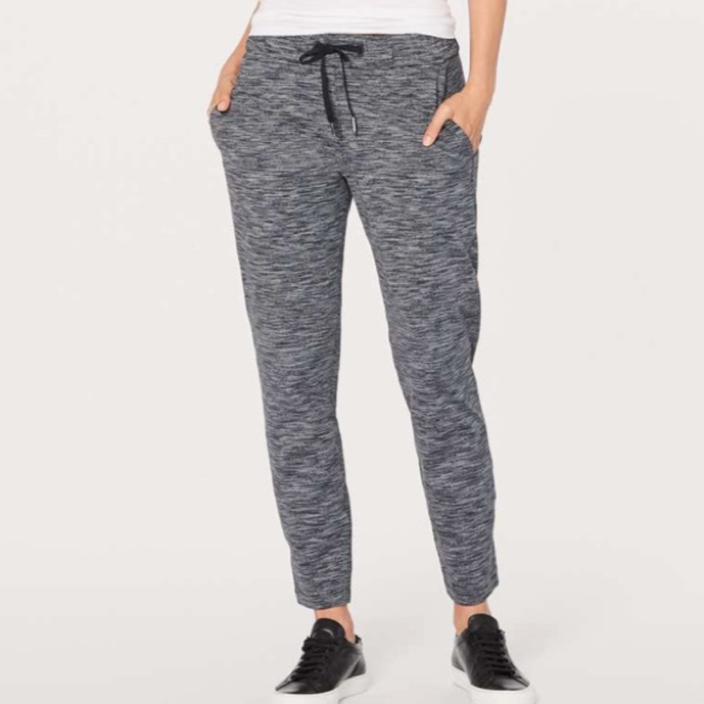 Lululemon On The Fly Pant Space Dy Black Jogger Athletic Yoga Neutral W5AP2S 10